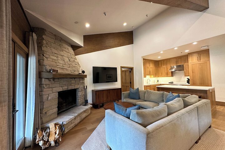 Stein Eriksen Lodge