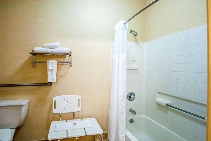 Room 21 of 45