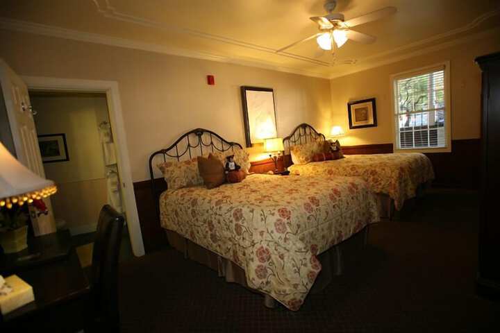 Room 106 of 117