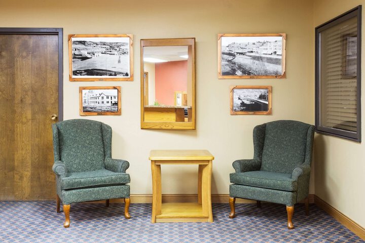 Hotel Interior 10 of 37