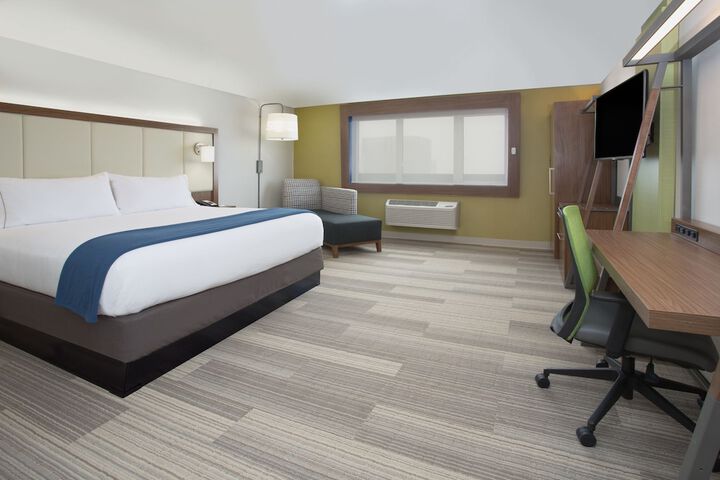 Room 16 of 42