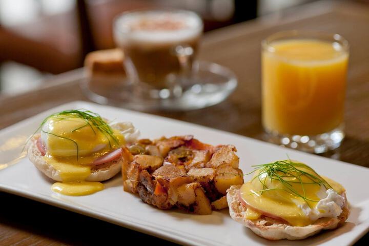 Hotel Indigo Long Island - East End by IHG