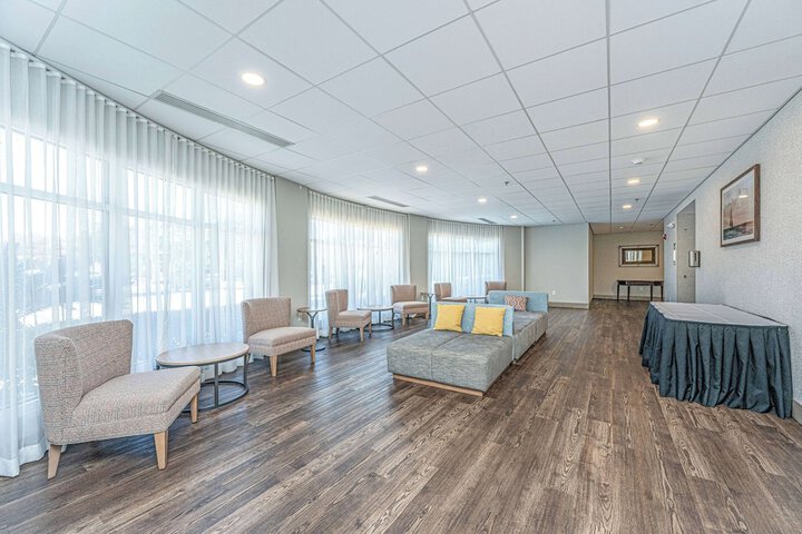 Hilton Garden Inn Charleston Airport