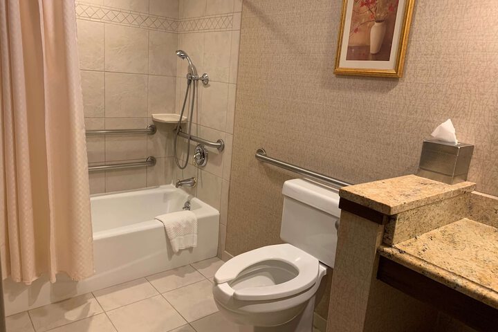 Room 30 of 113