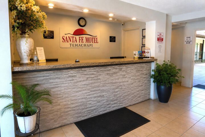 Santa Fe Motel Tehachapi by Hotel O