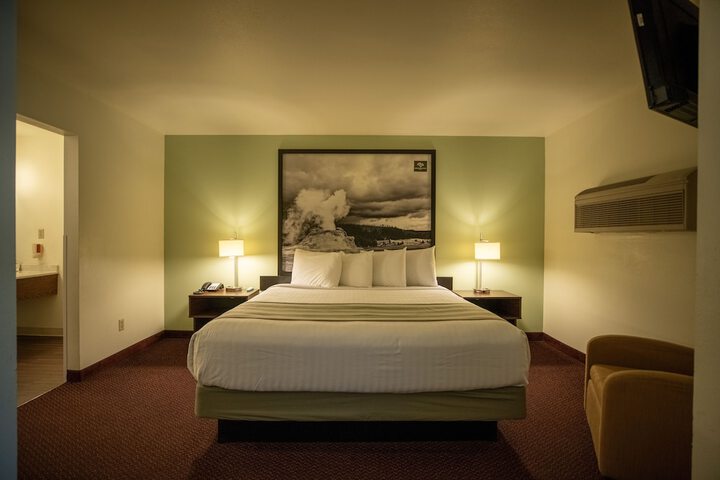 Room 25 of 44