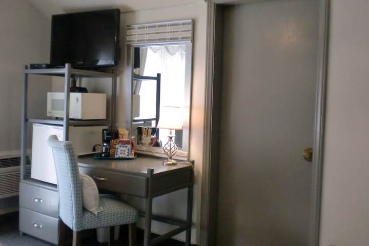 Room 37 of 130