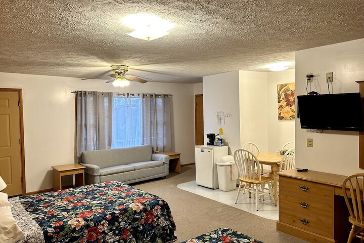 Room 10 of 23