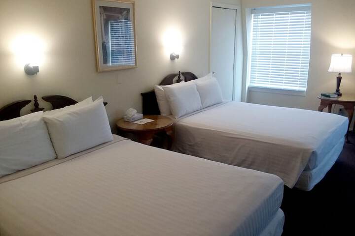 Room 6 of 19