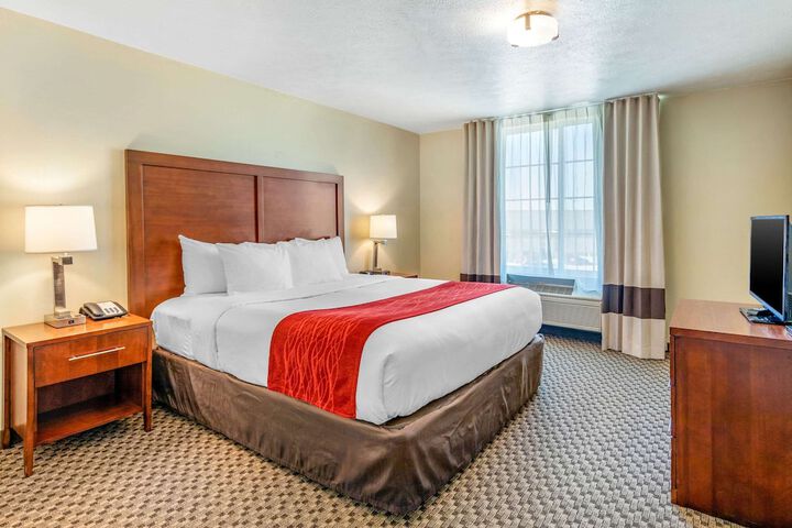 Room 9 of 37