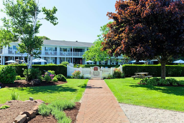 Seaglass Inn & Spa