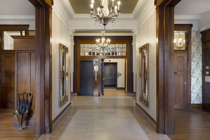 Hotel 4 of 82