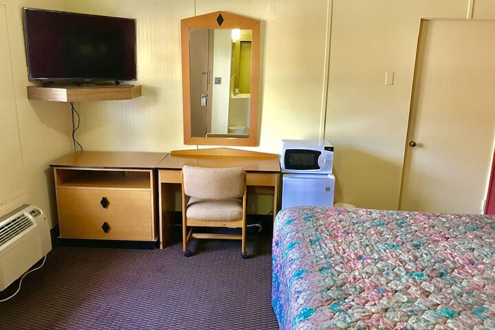 Room 20 of 25