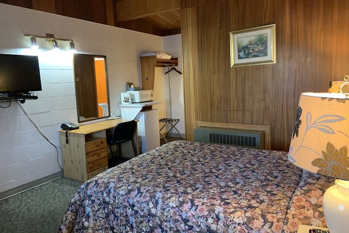 Room 25 of 34