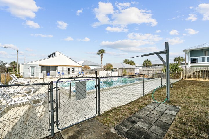 Pool 10 of 145