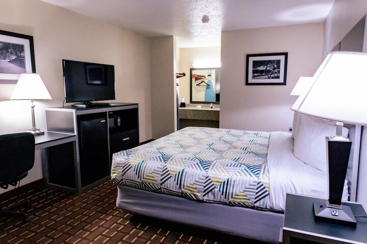 Room 14 of 21