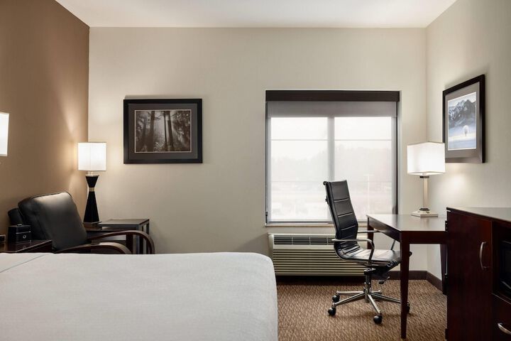 La Quinta Inn & Suites by Wyndham Memphis Wolfchase