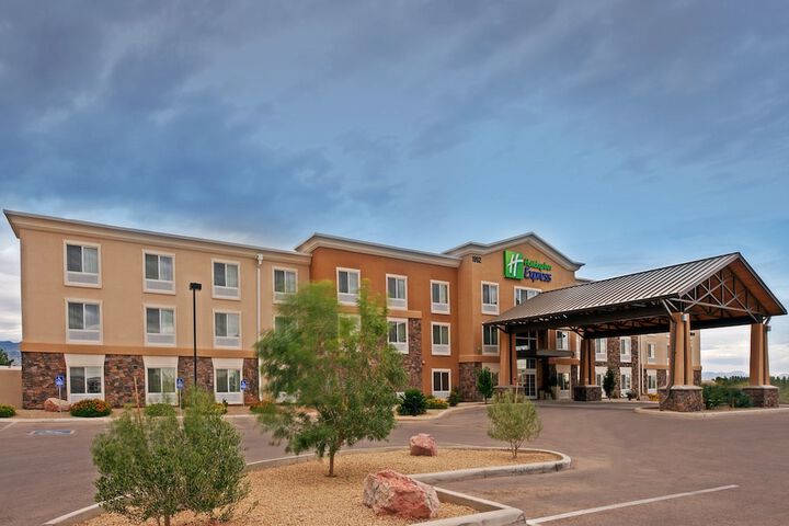 Hotel 3 of 56
