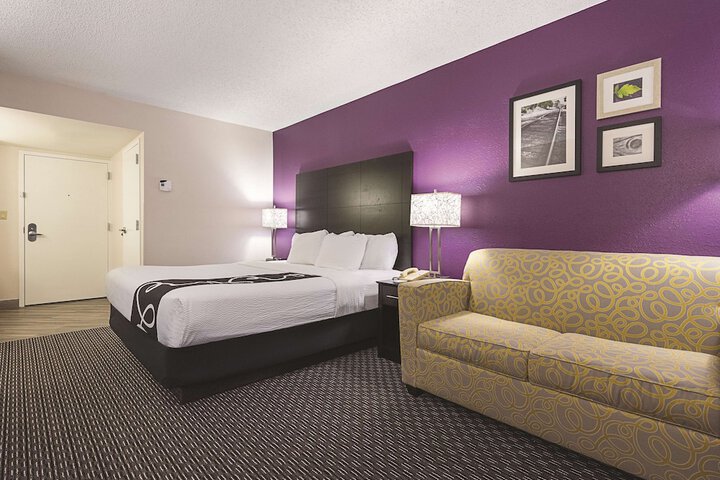 Room 19 of 32