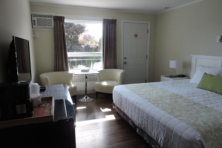 Room 26 of 71