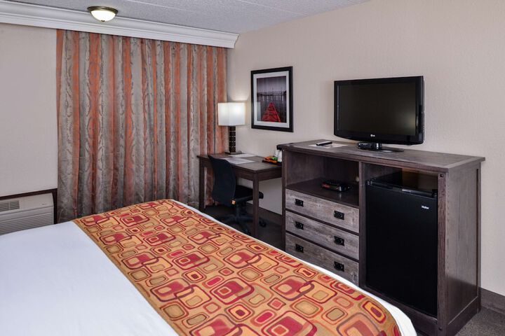 Room 7 of 22