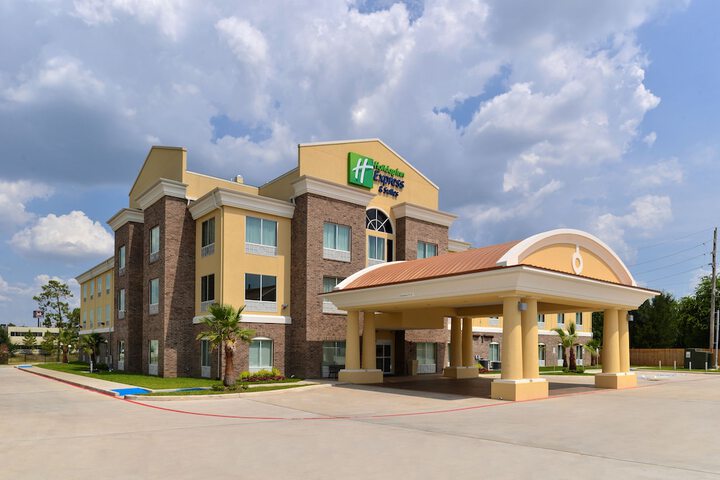 Hotel 10 of 80