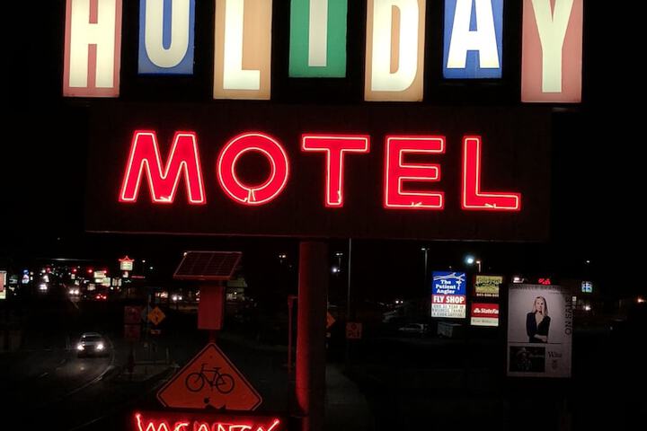 Holiday Motel