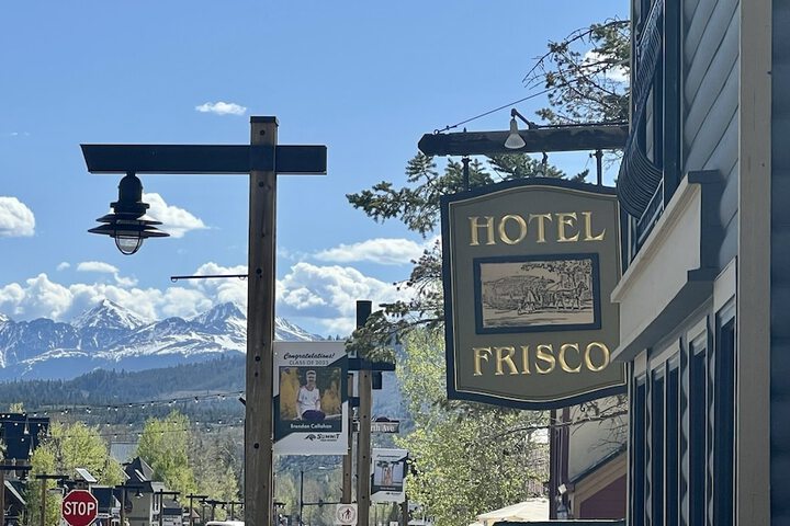 Hotel 4 of 83