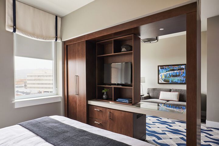 Room 13 of 41