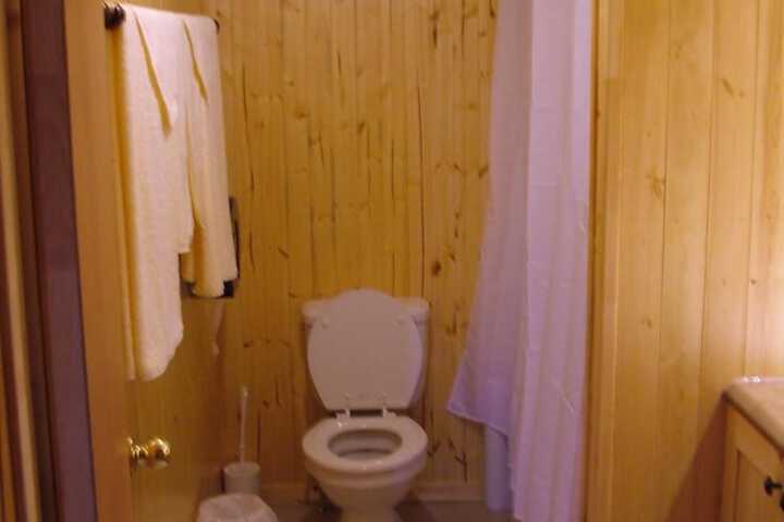 Room 13 of 19