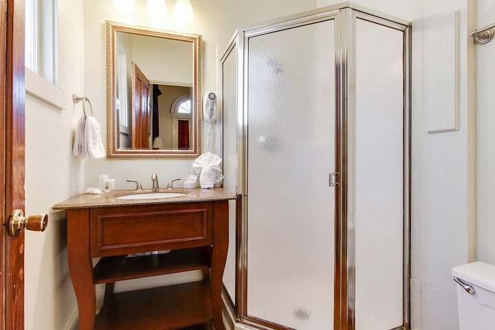 Room 15 of 25