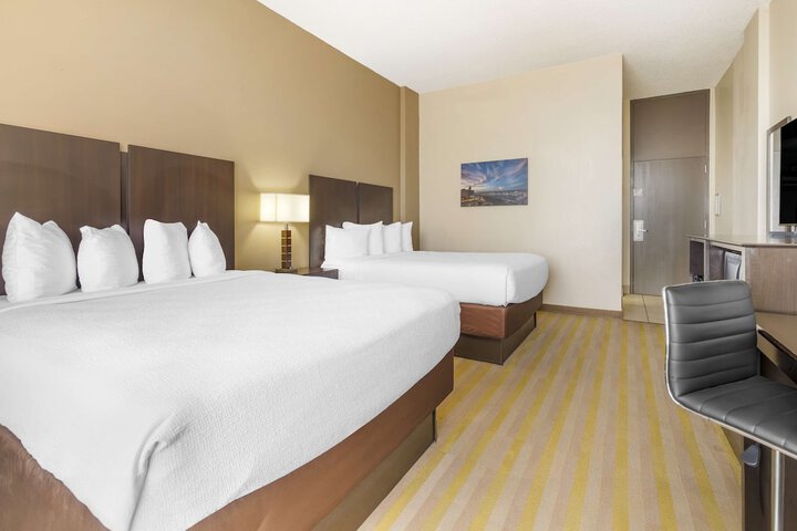 Room 15 of 25