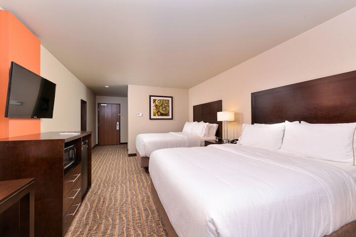 Room 43 of 80
