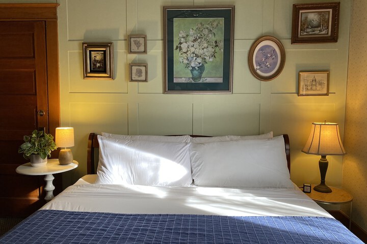 Room 29 of 36
