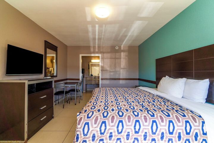 Woodfield Inn & Suites Hotel O Yoakum TX 111
