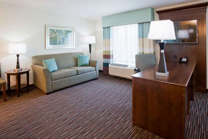 Hampton Inn & Suites Minneapolis West / Minnetonka