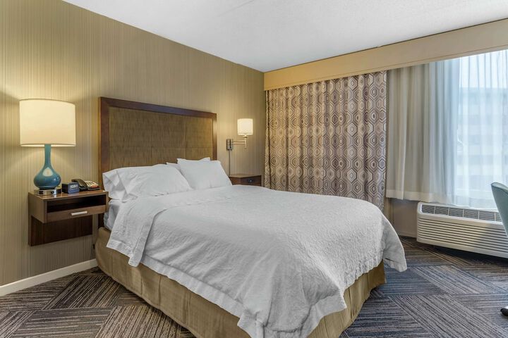 Hampton Inn Green Bay Downtown