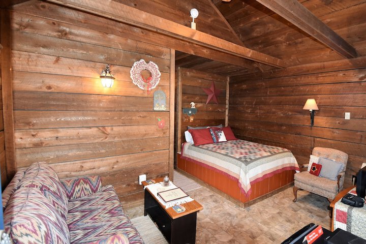 Room 17 of 65