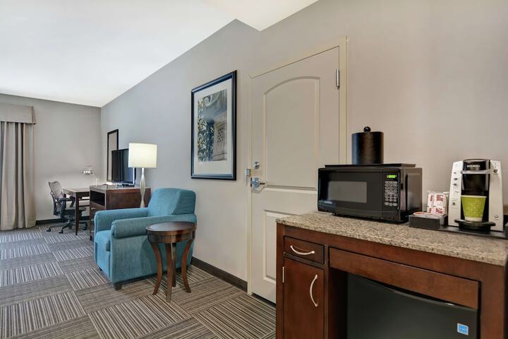 Hilton Garden Inn Fayettevile
