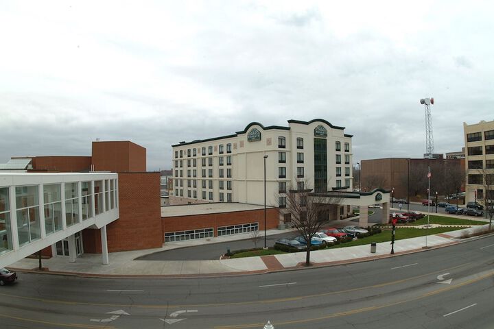 Hotel 2 of 78