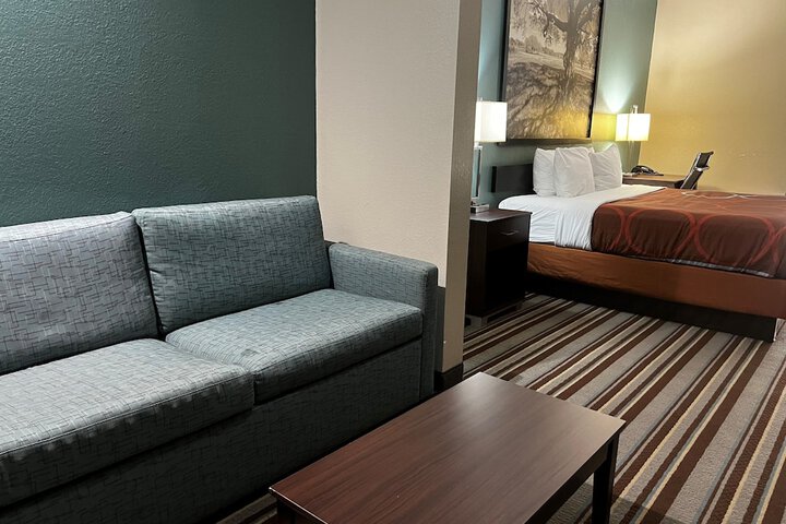 Room 12 of 30