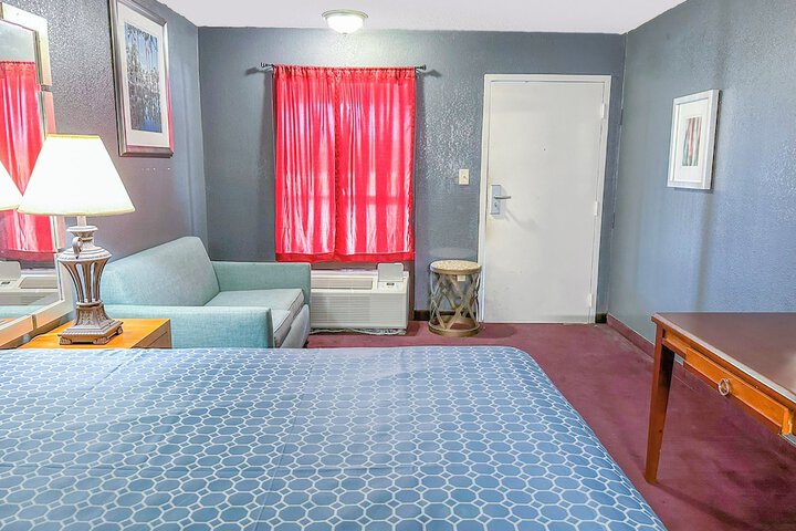 Room 42 of 67