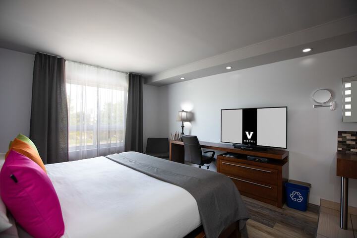Room 30 of 105