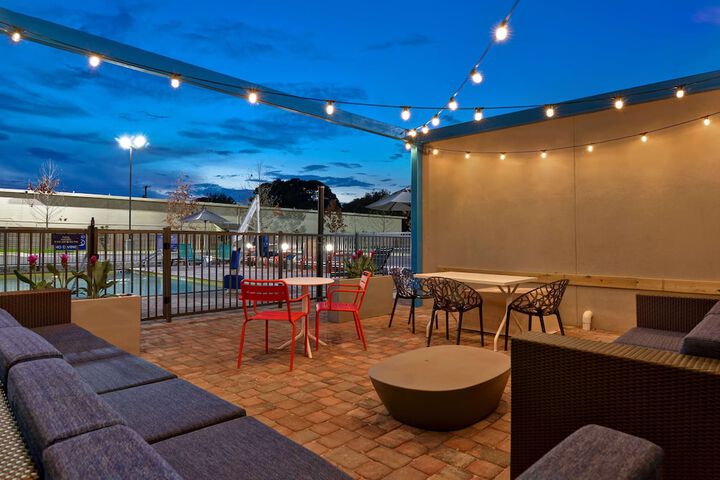 Terrace/Patio 34 of 35