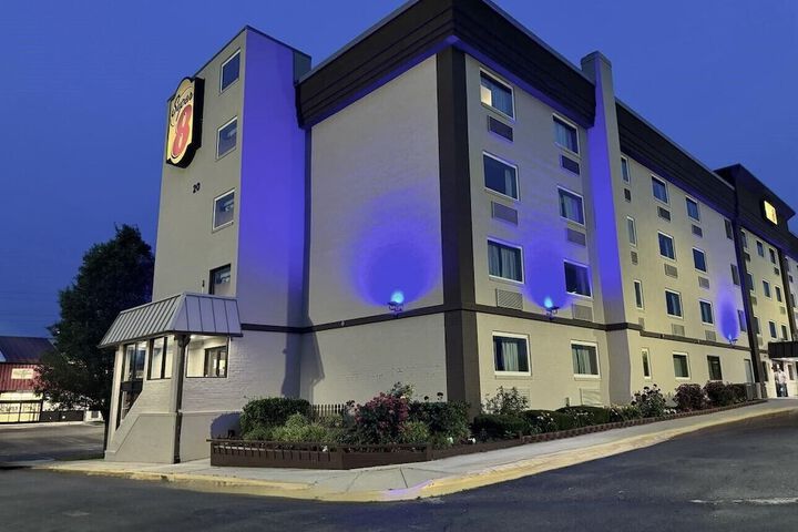 Hotel 2 of 41