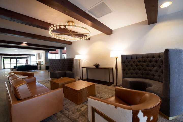 Hotel Interior 7 of 44