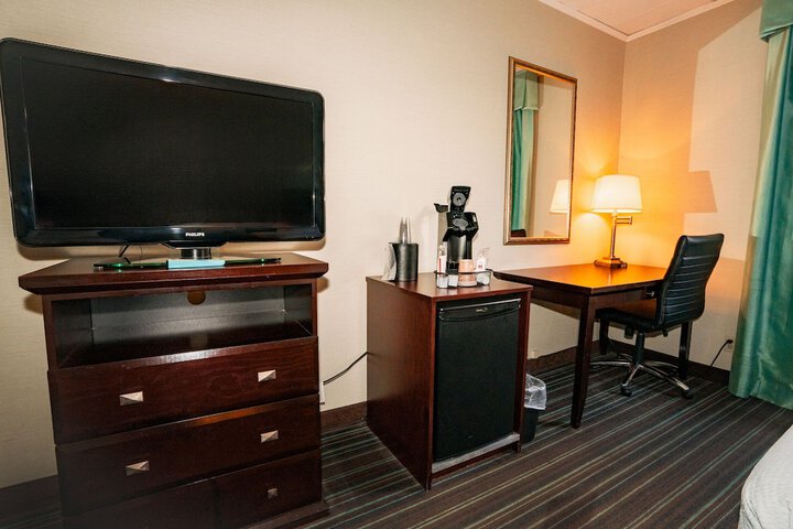 Room 14 of 17