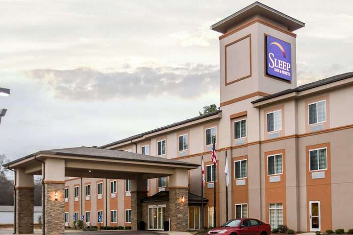 Hotel 2 of 35
