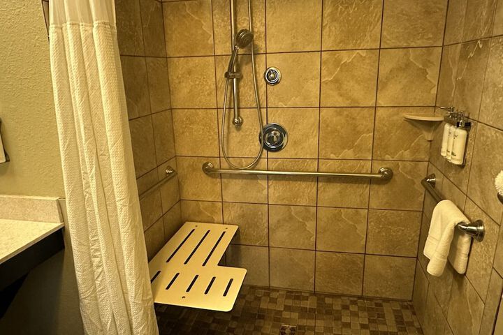 Staybridge Suites Minot by IHG