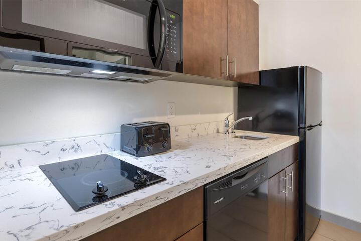 Best Western Plus New Richmond Inn & Suites